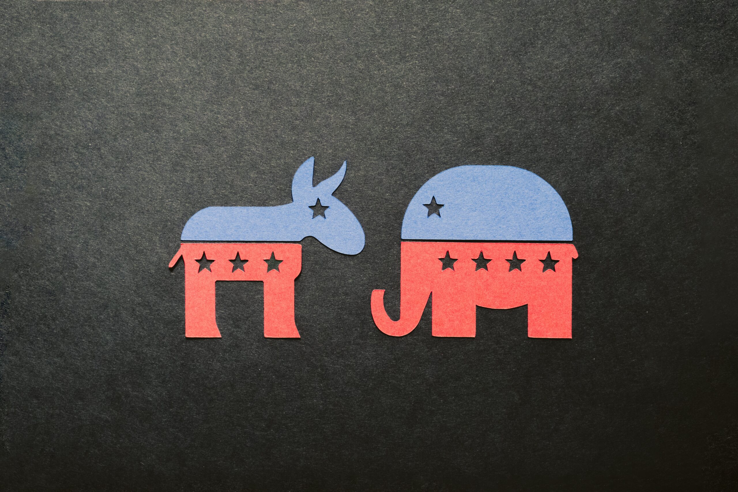 You are currently viewing Gubernatorial Elections Tight Between Republicans And Democrats